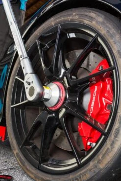 HAZET Drehmomentschlüssel 300-800 Nm 2% Vierkant Massiv 20mm 3/4 Zoll 6145-1CTCAL 24 HAZET Drehmomentschlüssel 300-800 Nm 2% Vierkant Massiv 20mm 3/4 Zoll 6145-1CTCAL -Werkzeug Store 6145 1ct 23detail 23lifestyle 234xGevKfresFvLN