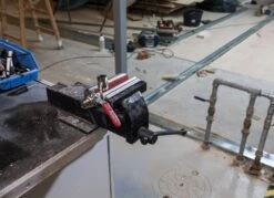 SCANGRIP MAGNEFIX F Schutzbacken Aus Gehärtetem Aluminium Mit Fiberauflage 100mm - 06.2100 -Werkzeug Store Scangrip 06 2120 7ACyZZweeGvywN